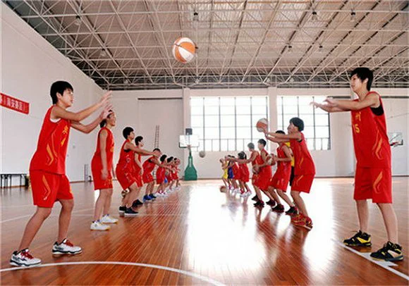 业余篮球队比赛前训练计划怎么写_2